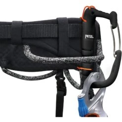 Petzl Aquila Harness - Black -Sporten Buiten petzl aquila black c037ba00 03 1225987